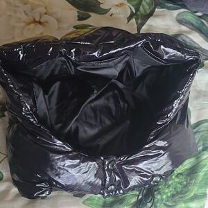 Shiny Black Puffer Hood Moncler Black